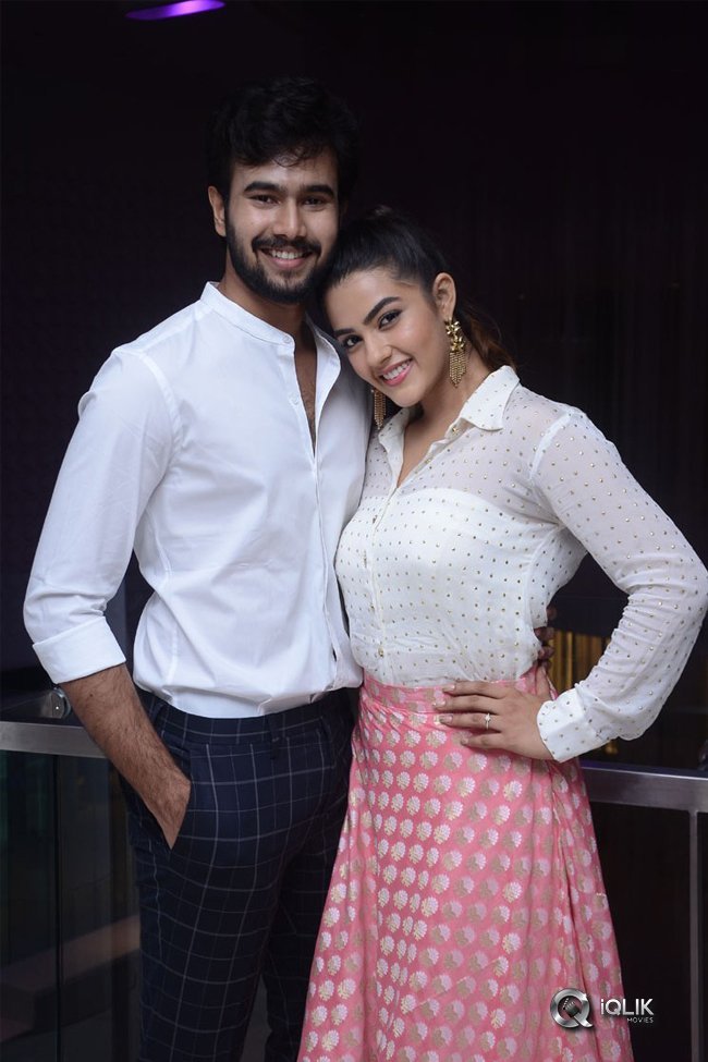 Ee-Maaya-Peremito-Movie-Firstlook-Teaser-Launch